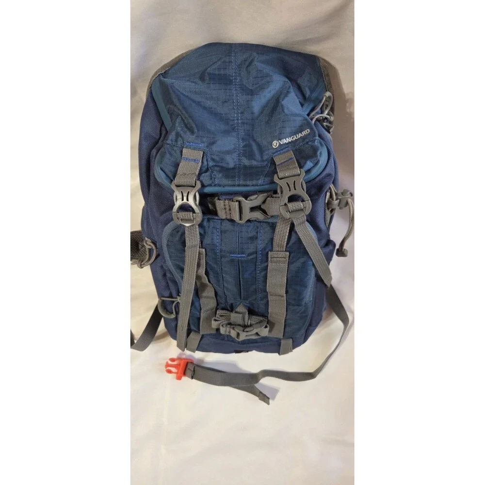 Vanguard Sedona 34 DSLR Sling Bag (Blue)